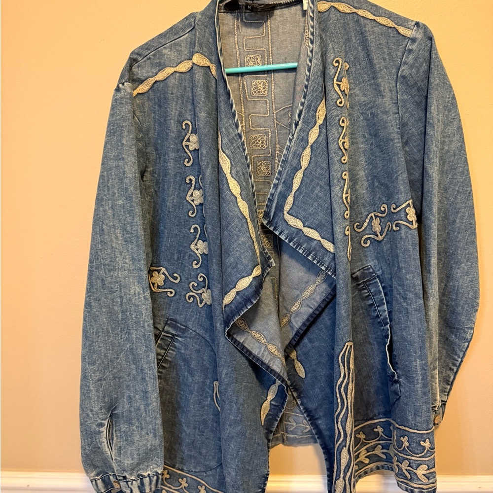 Embroidered Blue Light Weight Jean Jacket